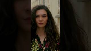 Miran, Reyyan'ın elini bırakmıyor #hercai