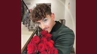 Milionovey je gay
