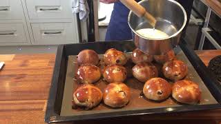 Hot cross buns