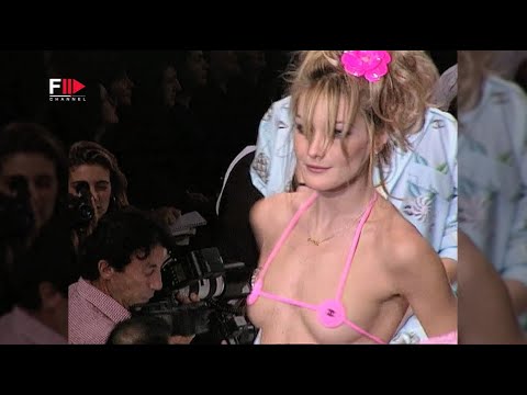 Vintage in Pills CHANEL Spring 1996 - Fashion Channel