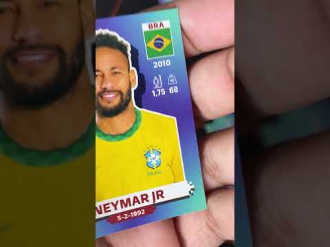 ABRINDO PACOTES DE FIGURINHAS DA COPA! DEI SORTE!