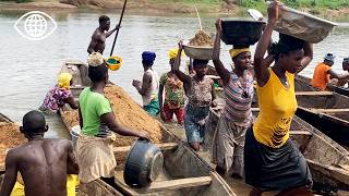 Bénin : Ouémé, le fleuve qui relie les vivants et les dieux - Documentaire voyage - SBS