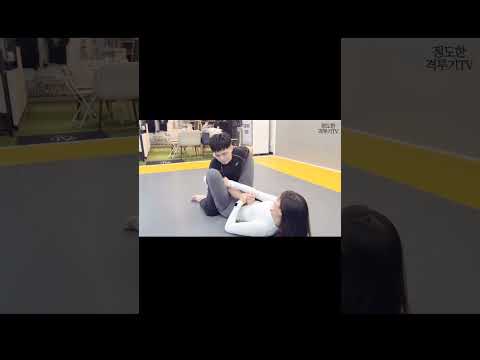 주짓수 기술 암바 하는법! #shorts