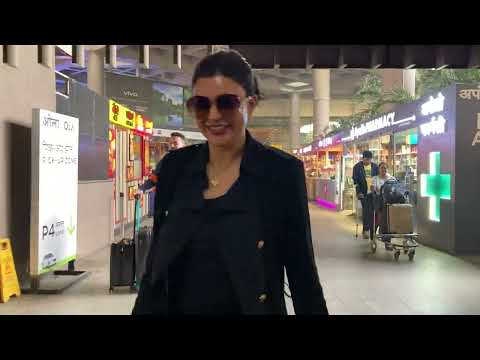 Sushmita Sen Snapped at Airport Arrival ✈️ | Bollywood News