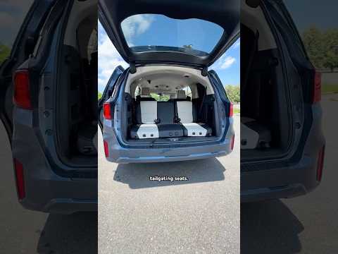 Who needs a Rolls-Royce?! This HONDA has it all