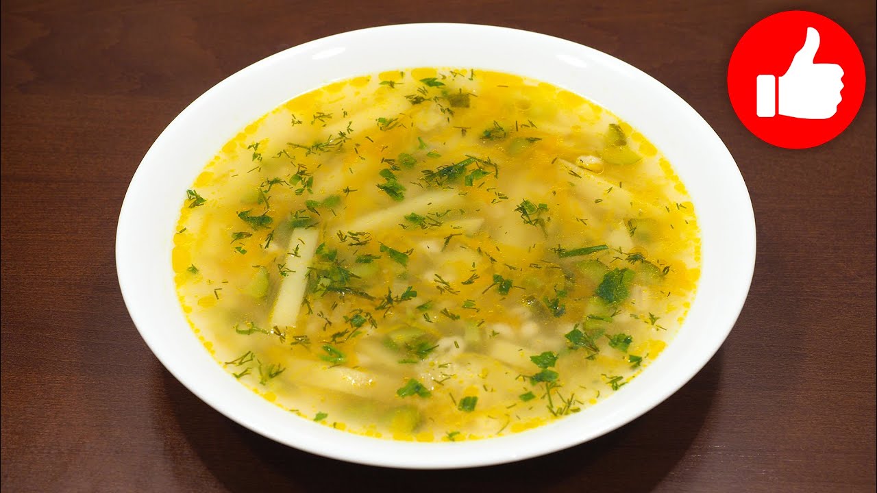 Рассольник с перловкой и солеными огурцами в мультиварке, рецепт
