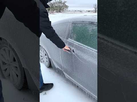ঠাণ্ডায় গাড়িরি ভয়ানক অবস্হা 🥶।। Car window frozen.