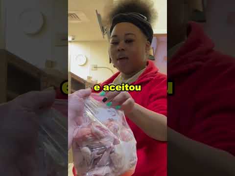 🍗 ELA LEVOU O FRANGO NO FASTFOOD PRA FRITAR! 😂#shorts #curiosidades