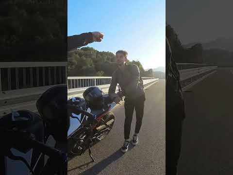 TAKİPÇİMİN HAYATINI KURTARDIM! #motosiklet #motovlog #motor #motovlogger #shots #kazavideosu