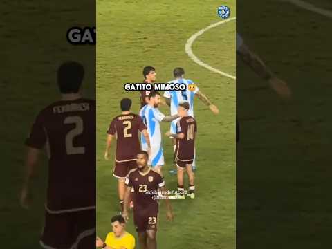 "QUE QUERÉS GATITO MIMOSO" CON EL CAPITÁN LIONEL NO SE JODE | MESSI VS SOTELDO #futbol #shorts