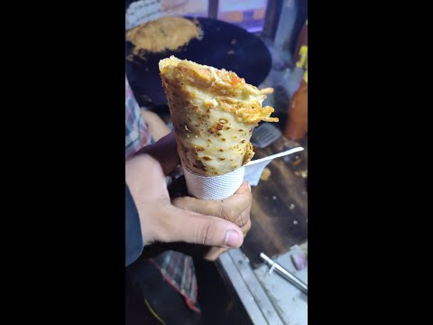 Paise mat dena agar acha na lge ๐ณ๐ณ | Egg paneer roll ka best offer ๐ฅต #shorts