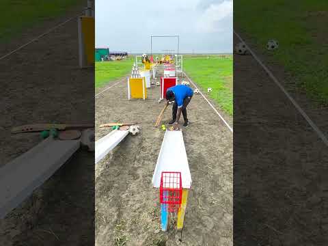 Crazy Aircraft & Bicycle Obstacle Race!