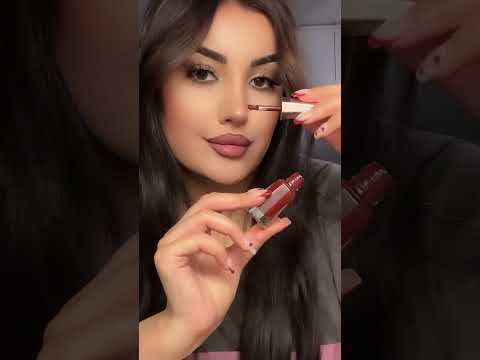 Lips Tutorial 💄 #explore #makeuptutorial #اكسبلور #trendingshorts #explore #foryou #hacks