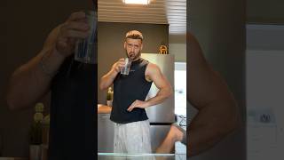 Wie influencer den 100. produkt test machen… #comedy #influencer # #funny