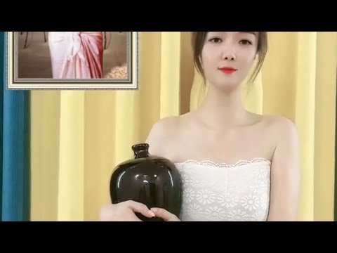 she is so beautiful She makes u Lough it's just a fun 😊#youtube#beautiful #funny#girl