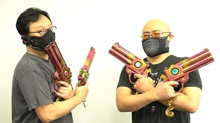 Bayonetta Creator Hideki Kamiya Reviews Replicas of Iconic Pistols