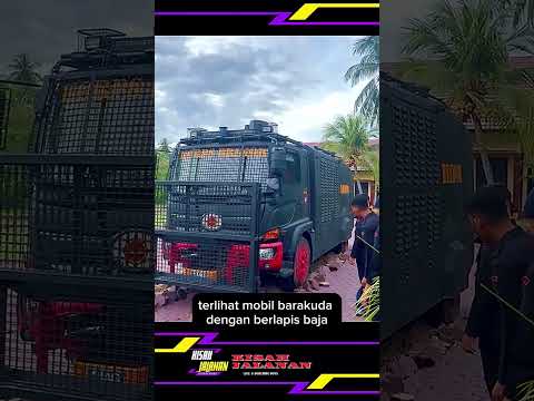 Mobil barrakuda melewati jalan berpaving gini yang terjadi #shorts #viralvideo
