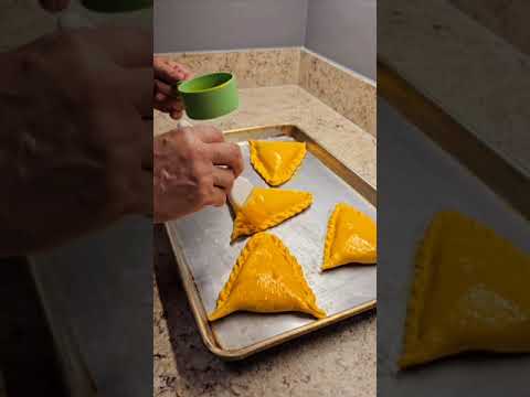 Como hacer empanadas rellenas con mermelada de piña