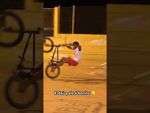 Tive que posta essa, não sou eu mas é minha bike! 🚲 ✅ #bmxbrasil #bicycle #bike #bicicleta #bmx