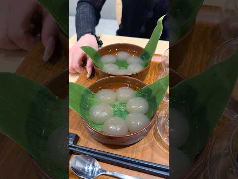 3種類のきな粉で味わうぷるぷるわらび餅🍃 #japanesefood