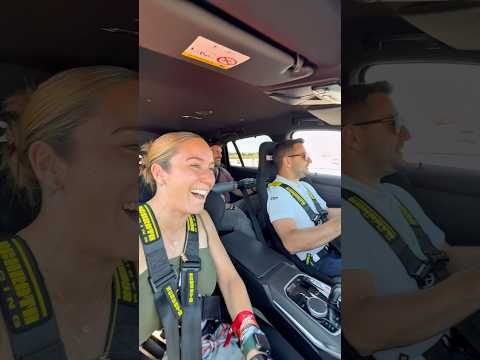MONTO EN EL COCHE DE MIS SUEÑOS | SAFETY CAR DE @motogp M3 TOURING #GOPROES