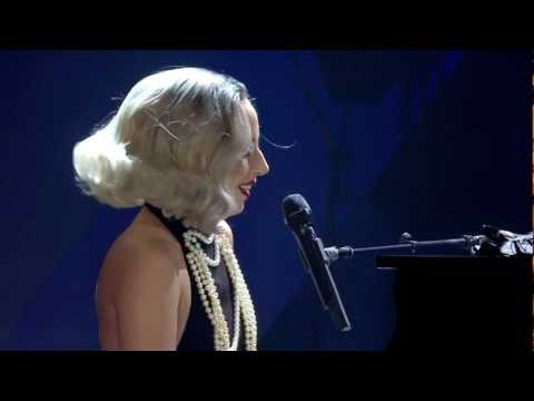 Lady Gaga - The Edge of Glory (Live at Children in Need)