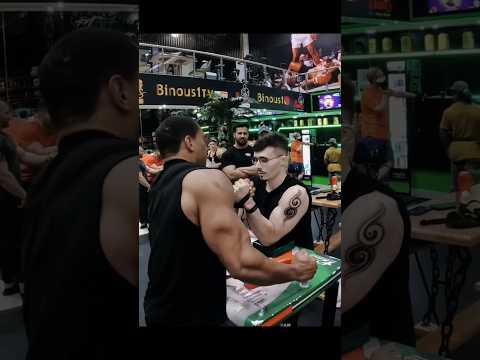 Akimbo Lose?🥶 #armwrestling #wrestling #wrestler