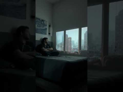 Usando un proyector como una ventana falsa 🎥🪟 #tecnología #proyector