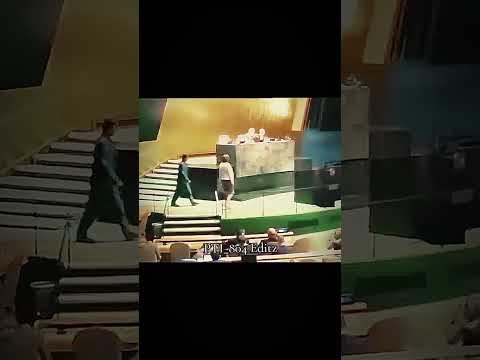 Imran Khan king of politics 💯💞 #duet #ptifans #imrankhan #ptiofficial #pakistanipolitician