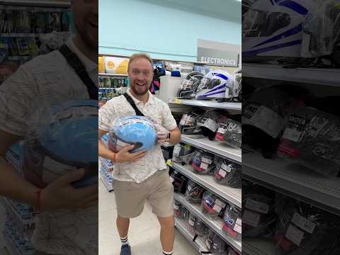 FAMILY CHOOSE HELMET FOR DAD