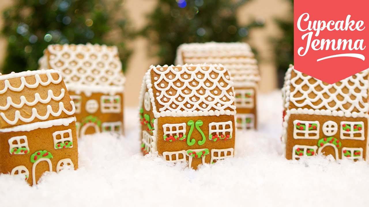 How to Make Mini Edible Gingerbread Houses