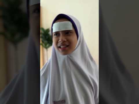 Kakanya Masih Cek , Adeknya Beneran Sakit Atau Ngga !! #arinagafamily #siblings