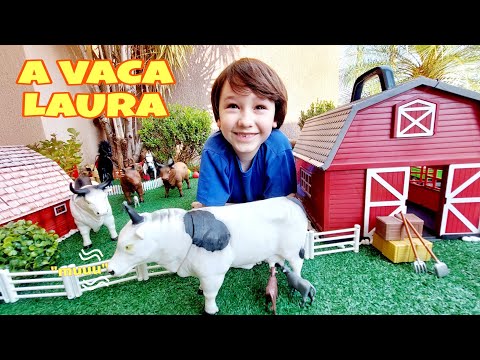 Fazendinha do Felipe Canopf - Chegou a Vaca Laura para ajudar amamentar os bezerros | Toy Cow Farm