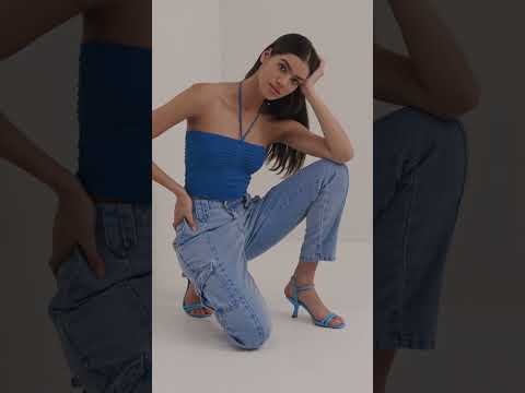 Calça Jeans Super Alta Com Bolsos Cargo Lez a Lez 