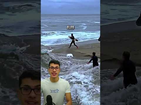 isso aconteceu depois que ele conectou a água do rio com o mar #mar #praia #surf #oceano