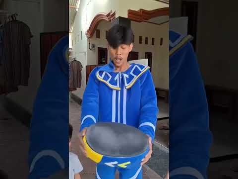 sepatu ajaib keluar batu #shorts