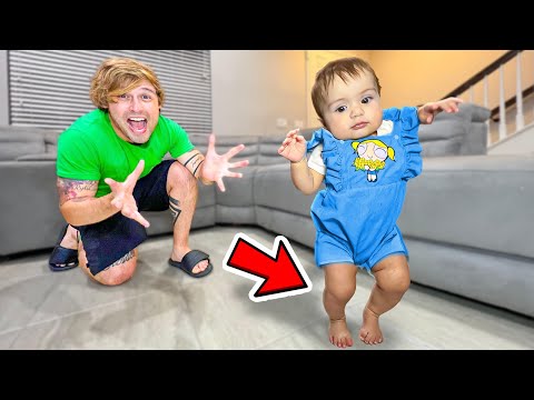 ENSINEI a MINHA FILHA HAILEY a ANDAR pela PRIMEIRA VEZ! *Aprendendo a andar