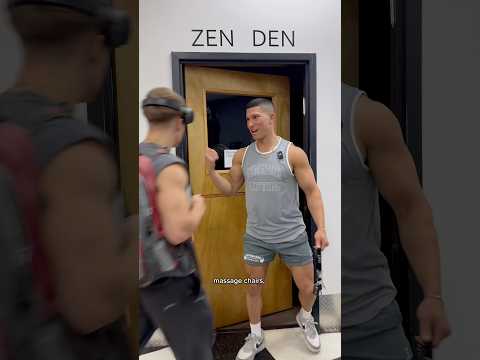 POV: that super chill gym employee #trendingshorts #fitness #gym #comedy #funny