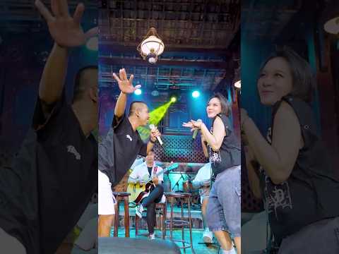 Jauh sungguh abang mencari cinta #akhtarmusic #dellamonica #komar ~ Cinta Dari Seberang