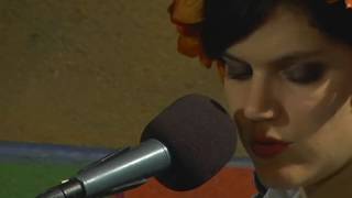 SOKO – We Might Be Dead By Tomorrow [Tradução/Legendado]