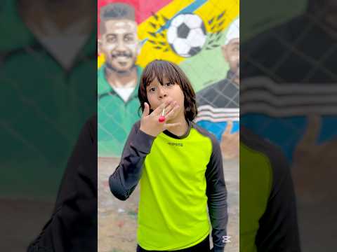 لما تشوف حد معاه 🍭
