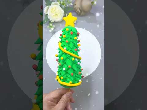 Simple Handmade | Creating a Christmas Tree in 20 Seconds