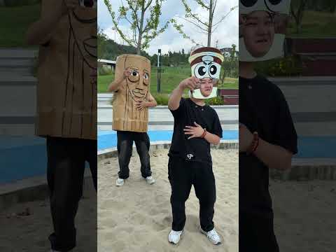 他们跳沙坑比赛谁赢了呢？ #funny #animation #memes