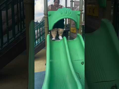 Girl Broke Everything Because Of Her Weight 👨🤣 #Shorts #Funny