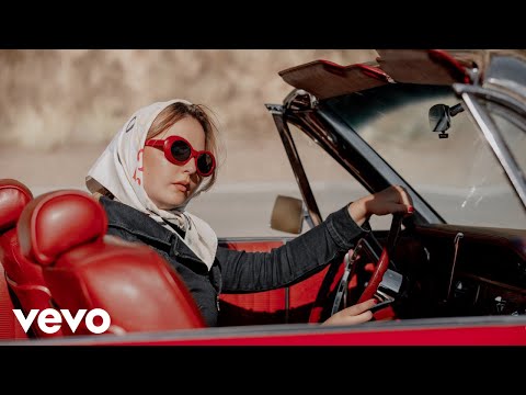 Barbara Nadas - Stay (Music Video)