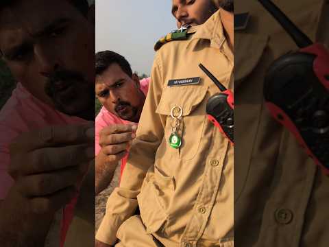 Escape prisoner 🚓😱 #youtubeshorts #funny #viralshorts #ytshorts