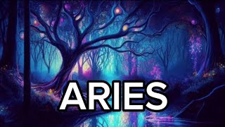 ARIES ♈APENAS SUENA SU TELÉFONO Y CREE QUE ERES TU, DESEA RECIBIR UN MENSAJE TUYO, TE EXTRAÑA❤