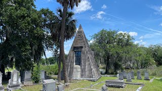 I Explored Charleston’s Most Haunted Cemetery… and Caught Something Creepy