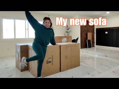 I GOT A NEW SOFA | DECORATING FOR FALL