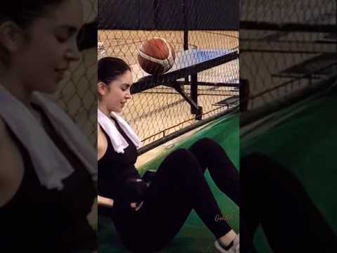 MAGTATAKA KA PA BA KUNG BAKIT SOBRANG SEXY NI JULIA BARETTO?#juliabarretto #shortsfeed #viral